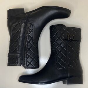 Van Eli Black Quilted Side Buckle Boots